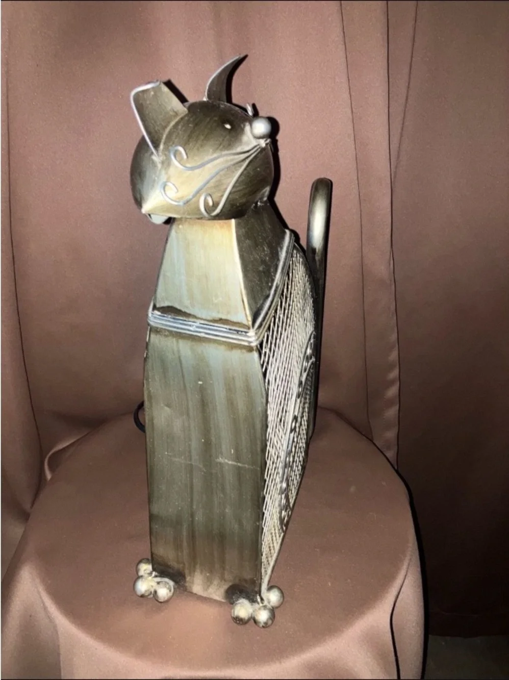 Deco Breeze Cat Figurine Electric Fan